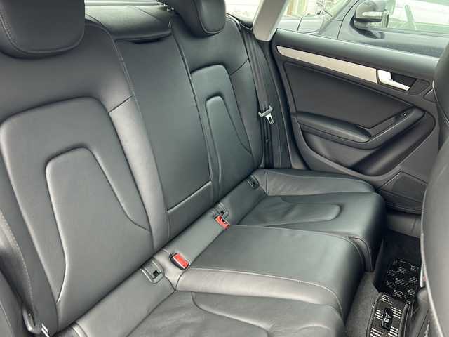 アウディ Ａ５ SB 2．0 TFSI クワトロ 静岡県 2012(平24)年 7.7万km 白 純正ナビ/オートパーキング/ステアリングスイッチ/全席電動シート/ビルドインETC/スペアキー×１/ワンオーナー/フォグライト/純正１８インチアルミホイール/BT/TV（フルセグ）/オートホールド