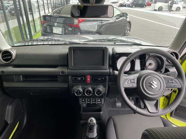 スズキ ジムニー XC 愛知県 2025(令7)年 0.1万km キネティックイエロー/ブラックトップ2トーン 届出済未使用車/スズキセーフティサポート/クルーズコントロール/シートヒーター/LEDヘッドライト/スマートキー/プッシュスタート/アイドリングストップ/ダウンヒルアシストコントロール/レーンキープアシスト