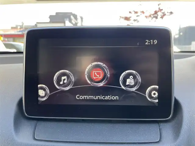 マツダ デミオ XD ミッドセンチュリー 福岡県 2015(平27)年 11.3万km スノーフレイクホワイトパールマイカ 純正メーカーナビ/（AM/FM/CD/DVD/USB/AUX/Bluetooth/フルセグTV）/パドルシフト/クルーズコントロール/横滑り防止/レーンキープ/アイドリングストップ/衝突軽減ブレーキ/シートヒーター（運転席/助手席）/ハンズフリー/オートライト/フォグランプ/電格ミラー/純正フロアマット/純正アルミホイール/ETC/ドライブレコーダー前/保証書/取扱説明書/スペアキー×１