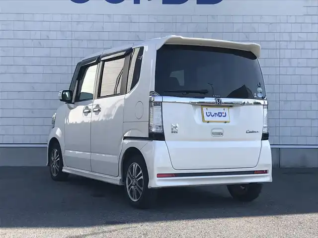 ホンダ Ｎ ＢＯＸ カスタム G Lパッケージ 栃木県 2013(平25)年 10.1万km プレミアムホワイトパール (株)IDOMが運営する【じしゃロン小山店】の自社ローン対象車両になります。こちらは現金ご利用時の価格です。/自社ローンご希望の方は別途その旨お申付け下さい。//禁煙車/純正ワンセグナビ/（CD/DVD/AM/FMラジオ）/スマートキー/プッシュスタート/バックカメラ/ＥＴＣ/ドライブレコーダー/片側パワースライドドア/チップアップシート/アイドリングストップ/ステアリングリモコン/電動格納ドアミラー/パワーウインドウ/オートライト