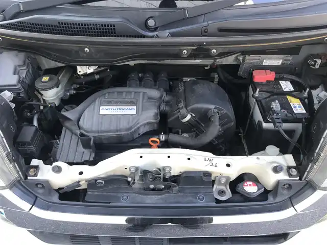 ホンダ Ｎ ＢＯＸ カスタム G Lパッケージ 栃木県 2013(平25)年 10.1万km プレミアムホワイトパール (株)IDOMが運営する【じしゃロン小山店】の自社ローン対象車両になります。こちらは現金ご利用時の価格です。/自社ローンご希望の方は別途その旨お申付け下さい。//禁煙車/純正ワンセグナビ/（CD/DVD/AM/FMラジオ）/スマートキー/プッシュスタート/バックカメラ/ＥＴＣ/ドライブレコーダー/片側パワースライドドア/チップアップシート/アイドリングストップ/ステアリングリモコン/電動格納ドアミラー/パワーウインドウ/オートライト