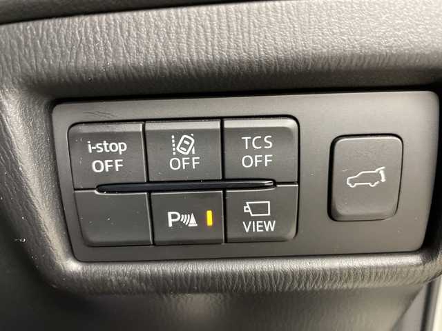 マツダ ＣＸ－５ XD プロアクティブ 道央・札幌 2017(平29)年 6.3万km スノーフレイクホワイトパールマイカ ・4WD/ディーゼルターボ/・i-ActiveSense/・メーカー純正SDナビ/・BT/DVD/CD/SD/フルセグTV/・USB/AUX/・バック/サイドカメラ/・パワーバックドア/・レーダークルーズコントロール/・LEDオートライト/・フォグランプ/・D席メモリーパワーシート/・シートヒーター/・ステアリングヒーター/・ヘッドアップディスプレイ/・ブラインドスポットモニター/・純正17インチAW/・ETC2.0