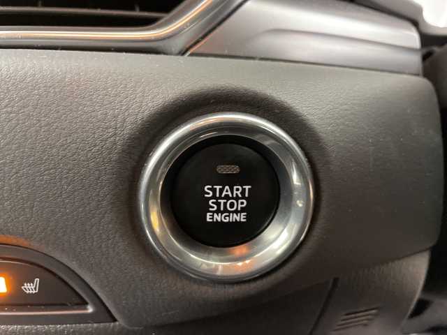 マツダ ＣＸ－５ XD プロアクティブ 道央・札幌 2017(平29)年 6.3万km スノーフレイクホワイトパールマイカ ・4WD/ディーゼルターボ/・i-ActiveSense/・メーカー純正SDナビ/・BT/DVD/CD/SD/フルセグTV/・USB/AUX/・バック/サイドカメラ/・パワーバックドア/・レーダークルーズコントロール/・LEDオートライト/・フォグランプ/・D席メモリーパワーシート/・シートヒーター/・ステアリングヒーター/・ヘッドアップディスプレイ/・ブラインドスポットモニター/・純正17インチAW/・ETC2.0