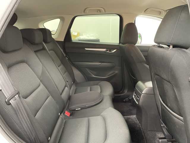 マツダ ＣＸ－５ XD プロアクティブ 道央・札幌 2017(平29)年 6.3万km スノーフレイクホワイトパールマイカ ・4WD/ディーゼルターボ/・i-ActiveSense/・メーカー純正SDナビ/・BT/DVD/CD/SD/フルセグTV/・USB/AUX/・バック/サイドカメラ/・パワーバックドア/・レーダークルーズコントロール/・LEDオートライト/・フォグランプ/・D席メモリーパワーシート/・シートヒーター/・ステアリングヒーター/・ヘッドアップディスプレイ/・ブラインドスポットモニター/・純正17インチAW/・ETC2.0