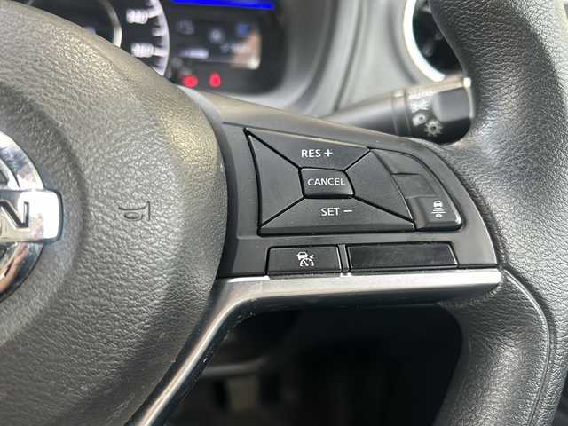 日産 ノート e－パワー X Bアロー 静岡県 2018(平30)年 5.8万km ブリリアントホワイトパール/スーパーブラック 2トーン 社外ナビ/・アラウンドビューモニター/・Bluetooth/・CD/DVD/・フルセグTV/主要装備/・衝突軽減ブレーキ　/・レーダークルーズコントロール　/・ドライブレコーダー　/・デジタルインナーミラー　/・レーンキープアシスト　/・プッシュスタート/・純正ＡＷ/・純正フロアマット/・前後ソナー