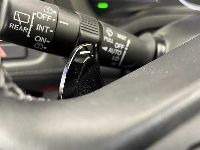ホンダ ヴェゼル ハイブリッド Z ホンダセンシング 埼玉県 2018(平30)年 4万km オーロラアメジストメタリック 純正8インチインターナビ/ CD DVD フルセグTV Bluetooth/バックカメラ/ホンダセンシング/レーダークルーズコントロール/レーンキープアシスト/先行車発進お知らせ機能/標識認識機能/リアクティブフォースペダル/ハーフレザーシート/シートヒーター/ブレーキホールド/パドルシフト/ステアリングリモコン/LEDオートライト/スマートキー/ETC