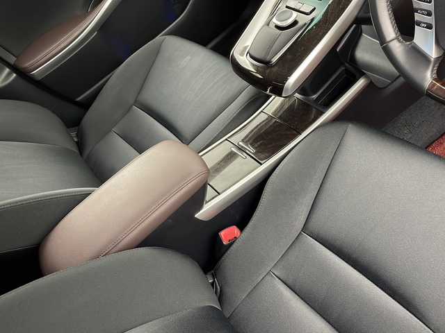 トヨタ ＳＡＩ G 鹿児島県 2015(平27)年 6万km ホワイトパールクリスタルシャイン 純正メーカーHDDナビ/Bluetooth DVD再生可/フロント＆サイドカメラ/バックカメラ/フルセグTV/純正ビルトインETC/LEDヘッドライト/フォグライト /オートライトコントロール/前席パワーシート/運転席メモリシート /クルーズコントロール/純正18インチアルミホイール/ウインカーミラー/ステアリングスイッチ/純正フロアマット/ドアバイザー/スマートキー/エンジンプッシュスタート/保証書/取扱説明書