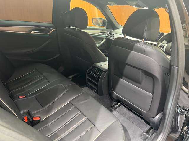 ＢＭＷ ５２３ｄ xDriveツーリング Mスピリット 千葉県 2020(令2)年 2万km サファイアブラックP ハイラインＰＫＧ　/アドバンスＰＫＧ　/黒革　/ＡＣＣ　/ナビ　/ＴＶ　/Ｂｌｕｅｔｏｏｔｈ接続　/３６０°パーキングアシストプラス　/アンビエントライト　/シートヒーター　/電動リアゲート　/衝突軽減Ｂ　/ＢＳＭ　/ＬＫＡ