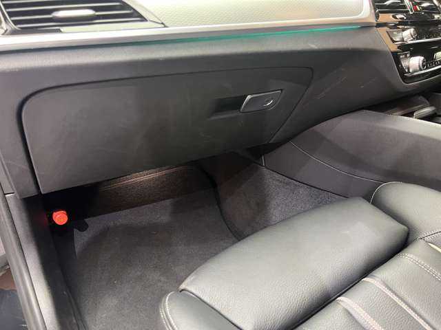 ＢＭＷ ５２３ｄ xDriveツーリング Mスピリット 千葉県 2020(令2)年 2万km サファイアブラックP ハイラインＰＫＧ　/アドバンスＰＫＧ　/黒革　/ＡＣＣ　/ナビ　/ＴＶ　/Ｂｌｕｅｔｏｏｔｈ接続　/３６０°パーキングアシストプラス　/アンビエントライト　/シートヒーター　/電動リアゲート　/衝突軽減Ｂ　/ＢＳＭ　/ＬＫＡ