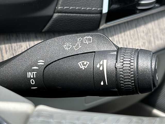 ボルボ ＸＣ９０ B6 AWD インスクリプション 岐阜県 2021(令3)年 2.2万km シルバー フルセグテレビ/バックカメラ/フロントカメラ/サイドカメラ/360度ビューカメラ/ルーフレール/自動駐車/オーディオBowers&Wilkins/ETC/純正ナビ/プッシュスタート/サンルーフ/Bluetooth/Apple carplay/Android Auto/ステアリングヒーター/シートヒーター前後/エアシート前/衝突回避/クルーズコントロール/BLIS/車間警告/自動発車/ドライブモード選択/アクティブ・ベンティング・ライト/純正ドラレコ