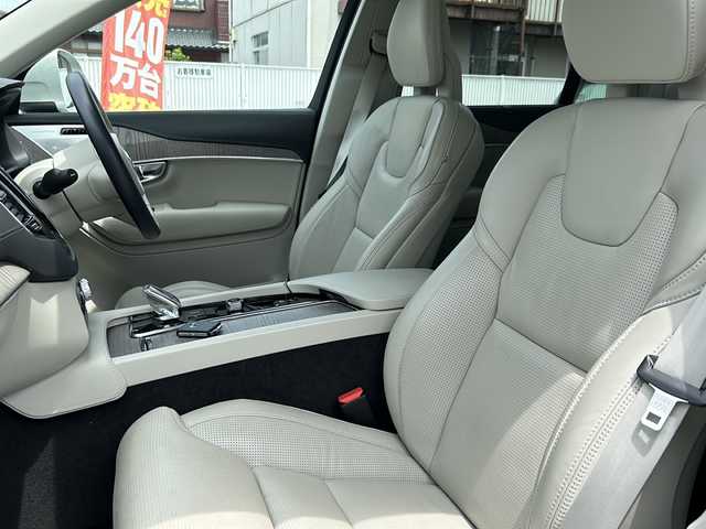 ボルボ ＸＣ９０ B6 AWD インスクリプション 岐阜県 2021(令3)年 2.2万km シルバー フルセグテレビ/バックカメラ/フロントカメラ/サイドカメラ/360度ビューカメラ/ルーフレール/自動駐車/オーディオBowers&Wilkins/ETC/純正ナビ/プッシュスタート/サンルーフ/Bluetooth/Apple carplay/Android Auto/ステアリングヒーター/シートヒーター前後/エアシート前/衝突回避/クルーズコントロール/BLIS/車間警告/自動発車/ドライブモード選択/アクティブ・ベンティング・ライト/純正ドラレコ