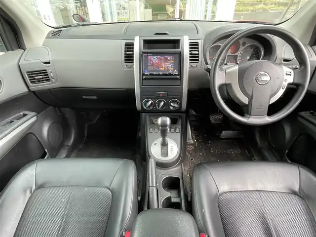 日産 エクストレイル 20St 道央・札幌 2009(平21)年 9.7万km バーニングレッド ・４WD/・社外ナビ/　CD＆AM＆FM＆TV/・ダウンヒルアシスト/・シートヒーター/・電動格納ミラー/・ドライブレコーダー/・夏タイヤ積込/・ETC/・クルーズコントロール/・純正フロアマット/・ドアバイザー/・フォグライト/・社外エンジンスターター/・ルーフレール