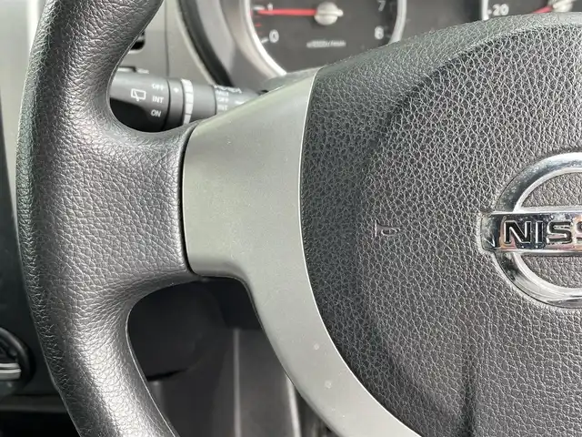 日産 エクストレイル 20St 道央・札幌 2009(平21)年 9.7万km バーニングレッド ・４WD/・社外ナビ/　CD＆AM＆FM＆TV/・ダウンヒルアシスト/・シートヒーター/・電動格納ミラー/・ドライブレコーダー/・夏タイヤ積込/・ETC/・クルーズコントロール/・純正フロアマット/・ドアバイザー/・フォグライト/・社外エンジンスターター/・ルーフレール
