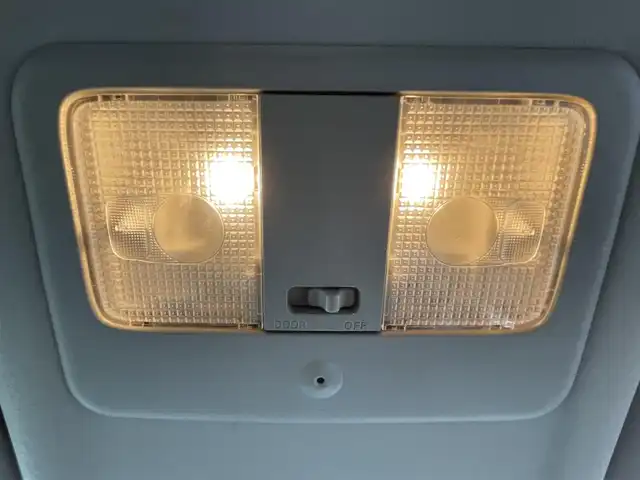 日産 エクストレイル 20St 道央・札幌 2009(平21)年 9.7万km バーニングレッド ・４WD/・社外ナビ/　CD＆AM＆FM＆TV/・ダウンヒルアシスト/・シートヒーター/・電動格納ミラー/・ドライブレコーダー/・夏タイヤ積込/・ETC/・クルーズコントロール/・純正フロアマット/・ドアバイザー/・フォグライト/・社外エンジンスターター/・ルーフレール