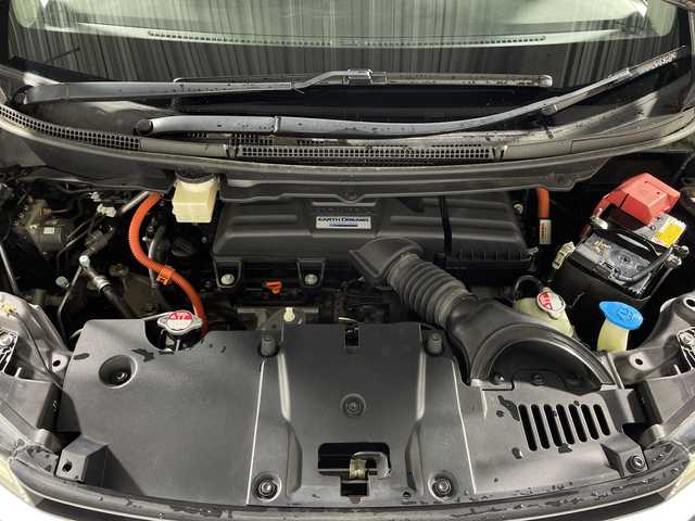 ホンダ ステップワゴン スパーダ ハイブリッド G EX ホンダセンシング 神奈川県 2018(平30)年 6.4万km モダンスティールM 純正10インチナビ/（CD/DVD/BT/フルセグTV/HDMI）/アラウンドビューモニター/両側パワースライドドア/シートヒーター(D/N)/ビルトインETC/レーダークルーズコントロール/LEDヘッドライト/LEDフォグランプ/オートライト/オートブレーキホールド/純正ドライブレコーダー（前）/純正フロアマット/純正ドアバイザー/TVキャンセラー/ISOFIX/リアサーキュレーター/後席サンシェイド/ステアリングスイッチ/チルトステアリング/シートリフター/シートバックテーブル/ウインカーミラー/ドアバイザー/取扱説明書/保証書
