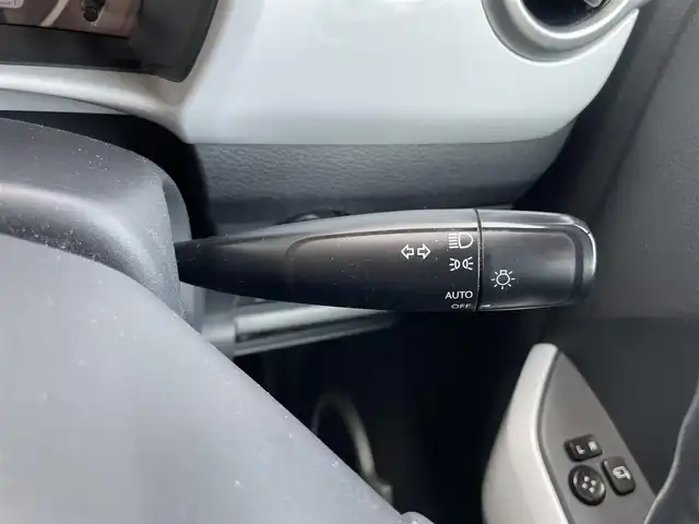 マツダ フレア クロスオーバー XS 滋賀県 2015(平27)年 7.4万km クールカーキパールメタリック (株)IDOMが運営する【じしゃロン草津店】の自社ローン専用車両になりますこちらは現金またはオートローンご利用時の価格です。自社ローンご希望の方は別途その旨お申付け下さい