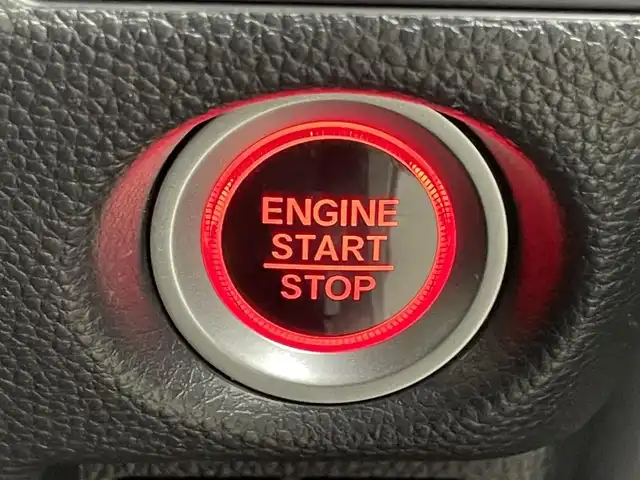 ホンダ Ｎ ＢＯＸ カスタム G L ホンダセンシング 埼玉県 2019(平31)年 3.4万km プラチナホワイトパール 純正ナビ　バックカメラ　ビルトインＥＴＣ　前後ドライブレコーダー　ホンダセンシング　アダプティブクルーズコントロール　純正アルミホイール　スマートキー　オートライト　ＬＥＤヘッドライト　地デジフルセグ