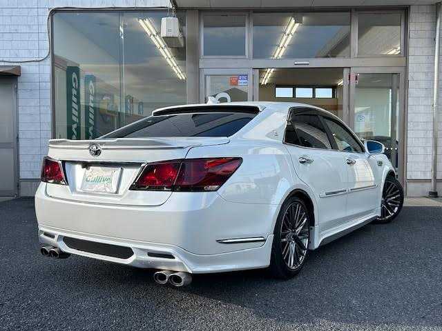 トヨタ クラウン アスリート S 埼玉県 2015(平27)年 8.2万km ホワイトパールクリスタルシャイン シートヒーター/エアシート/バックカメラ/デジタルインナーミラー/パワーシート/クルーズコントロール/Bluetooth/MT付AT/社外フルエアロ/純正アルミホイール/ドライブレコーダー/LEDヘッドライト/エスペリアダウンサス