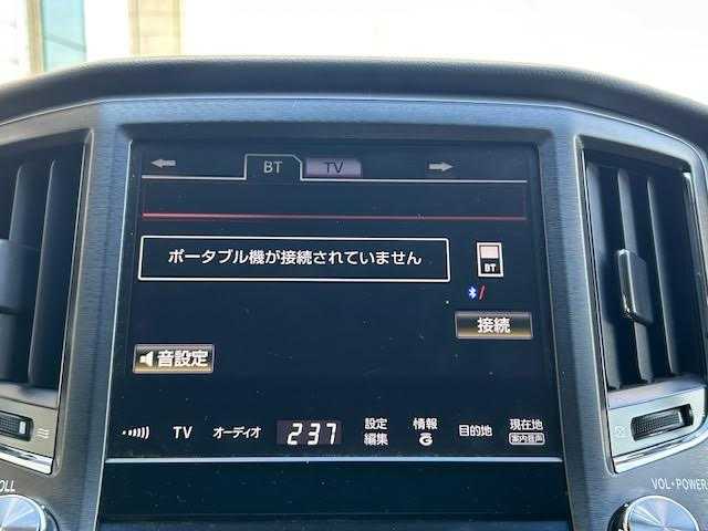 トヨタ クラウン アスリート S 埼玉県 2015(平27)年 8.2万km ホワイトパールクリスタルシャイン シートヒーター/エアシート/バックカメラ/デジタルインナーミラー/パワーシート/クルーズコントロール/Bluetooth/MT付AT/社外フルエアロ/純正アルミホイール/ドライブレコーダー/LEDヘッドライト/エスペリアダウンサス