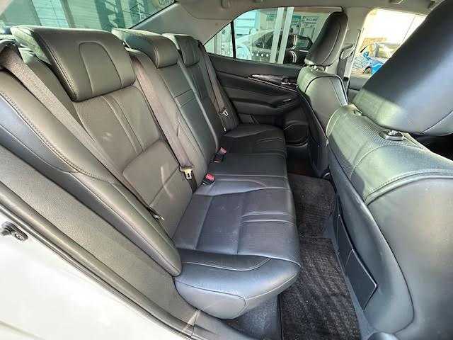 トヨタ クラウン アスリート S 埼玉県 2015(平27)年 8.2万km ホワイトパールクリスタルシャイン シートヒーター/エアシート/バックカメラ/デジタルインナーミラー/パワーシート/クルーズコントロール/Bluetooth/MT付AT/社外フルエアロ/純正アルミホイール/ドライブレコーダー/LEDヘッドライト/エスペリアダウンサス