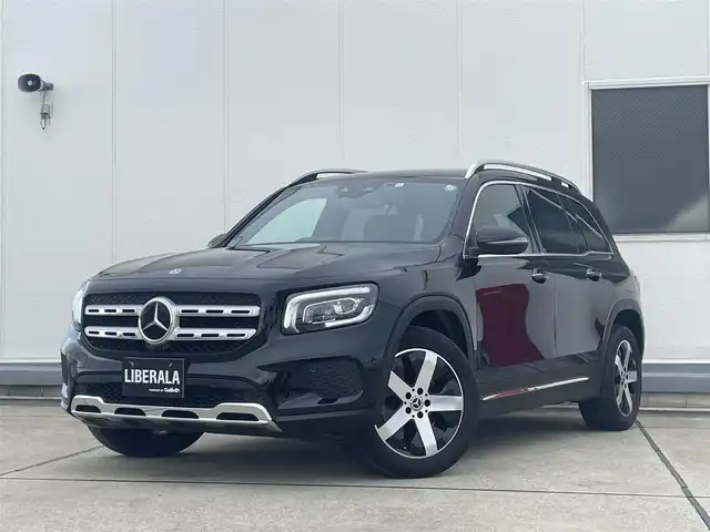 メルセデス・ベンツ Ｍ・ベンツ ＧＬＢ２００ｄ 4マチック 東京都 2022(令4)年 3.7万km コスモスブラック ナビゲーションパッケージ/MBUX/レーダーセーフティパッケージ/ACC/BSA/LKA/Aブレーキアシスト/360°カメラ/LEDオートライト/Wチャージ/パドルシフト/パワーバックドア/フットオープナー/前席メモリ付パワーシート/前席シートヒーター/64色アンビエントライト/ダイナミックセレクト/純正前後ドライブレコーダー/ETC2.0/キーレスゴー/SOFIX