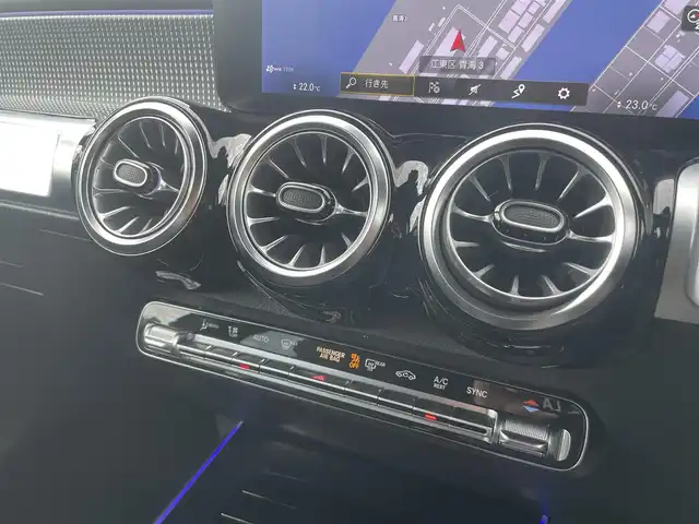 メルセデス・ベンツ Ｍ・ベンツ ＧＬＢ２００ｄ 4マチック 東京都 2022(令4)年 3.7万km コスモスブラック ナビゲーションパッケージ/MBUX/レーダーセーフティパッケージ/ACC/BSA/LKA/Aブレーキアシスト/360°カメラ/LEDオートライト/Wチャージ/パドルシフト/パワーバックドア/フットオープナー/前席メモリ付パワーシート/前席シートヒーター/64色アンビエントライト/ダイナミックセレクト/純正前後ドライブレコーダー/ETC2.0/キーレスゴー/SOFIX