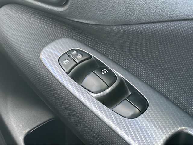 日産 セレナ ライダー B ZZ S HV 茨城県 2014(平26)年 5.3万km ダイヤモンドブラック ワンオーナー/純正ナビ/　　【フルセグTV/BT・DVD/CD】/アラウンドビューモニター/両側パワースライドドア/横滑り防止装置/レーンキープアシスト/ふらつき検知装置/クルーズコントロール/純正16インチアルミホイール/LEDオートライト/純正フロアマット/記録簿/プッシュスタート/保証書/取扱説明書