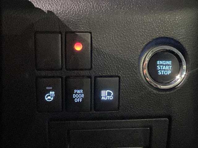 トヨタ アルファード S Cパッケージ 千葉県 2021(令3)年 3.9万km ホワイトパールクリスタルシャイン 純正9インチディスプレイオーディオ　/（AM/FM/CD/DVD/フルセグ/Bluetooth）/デジタルインナーミラー/前後ドライブレコーダー/ブラインドスポットモニター/衝突被害軽減システム/車線逸脱警報/バックカメラ/レーダークルーズコントロール/フリップダウンモニター/サンルーフ/レザーシート/両側パワースライドドア/横滑り防止装置/ETC/LEDヘッドライト/フォグランプ/オートライト/ウィンカーミラー/電動格納ミラー/純正18インチAW/シートヒーター/エアシート/シートリフター/ステアリングヒーター/禁煙車/プッシュスタート/スマートキー/フロアマット/スペアキー/取扱説明書/保証書