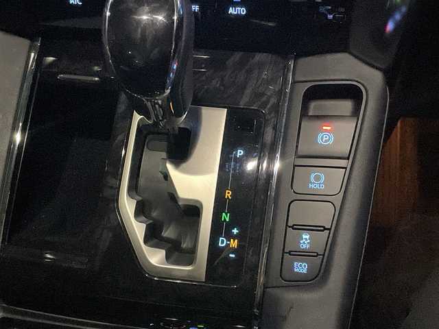 トヨタ アルファード S Cパッケージ 千葉県 2021(令3)年 3.9万km ホワイトパールクリスタルシャイン 純正9インチディスプレイオーディオ　/（AM/FM/CD/DVD/フルセグ/Bluetooth）/デジタルインナーミラー/前後ドライブレコーダー/ブラインドスポットモニター/衝突被害軽減システム/車線逸脱警報/バックカメラ/レーダークルーズコントロール/フリップダウンモニター/サンルーフ/レザーシート/両側パワースライドドア/横滑り防止装置/ETC/LEDヘッドライト/フォグランプ/オートライト/ウィンカーミラー/電動格納ミラー/純正18インチAW/シートヒーター/エアシート/シートリフター/ステアリングヒーター/禁煙車/プッシュスタート/スマートキー/フロアマット/スペアキー/取扱説明書/保証書