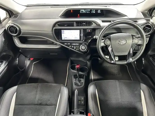 トヨタ アクア G G’s 大阪府 2014(平26)年 6万km ライムホワイトパールクリスタルシャイン 純正SDナビフルセグTV/DVD/CD/AM/FMBluetooth接続プッシュスタートスマートキーオートライトフォグランプバックカメラETCハーフレザーシート純正17インチAW電動格納ミラー