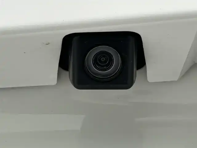 トヨタ アクア G G’s 大阪府 2014(平26)年 6万km ライムホワイトパールクリスタルシャイン 純正SDナビフルセグTV/DVD/CD/AM/FMBluetooth接続プッシュスタートスマートキーオートライトフォグランプバックカメラETCハーフレザーシート純正17インチAW電動格納ミラー