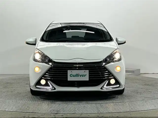 トヨタ アクア G G’s 大阪府 2014(平26)年 6万km ライムホワイトパールクリスタルシャイン 純正SDナビフルセグTV/DVD/CD/AM/FMBluetooth接続プッシュスタートスマートキーオートライトフォグランプバックカメラETCハーフレザーシート純正17インチAW電動格納ミラー