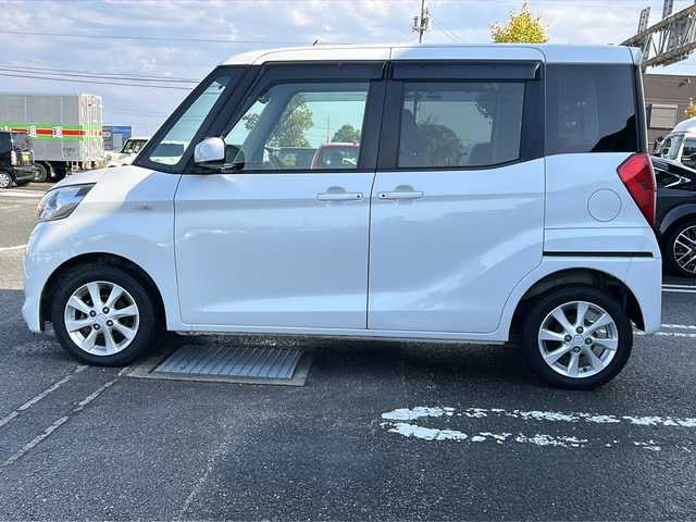 三菱 ｅＫスペース G 徳島県 2014(平26)年 4.9万km シルキーホワイト 社外7型ナビ　MM113D-WM/（ラジオ/フルセグ/CD/BT/USB）/バックカメラ/ETC/片側電動スライドドア/社外フロアマット/ドアバイザー/電動格納ミラー/後席サーキュレーター/スペアキー/スマートキー/アイドリングストップ/取扱説明書/新車時保証書