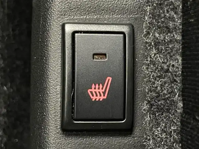 スズキ ソリオ バンディット HV MV 愛知県 2022(令4)年 1万km メロウディープレッドパール 純正９型ナビ　全方位カメラ　ＨＵＤ　両側パワスラ　禁煙　フルセグＴＶ　ＤＶＤ　追従クルコン　ＵＳＢ　シートヒーター　デュアルカメラブレーキサポート　ＥＴＣ　ＬＥＤオートライト　フォグ　リヤパーキングセンサー　純正マット　両側パワースライドドア　Bluetooth　衝突軽減　車線逸脱　スマートキー　プッシュスタート　リヤサーキュレーター