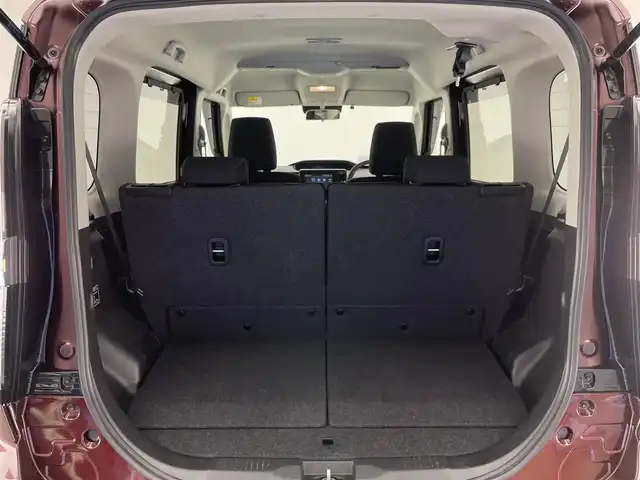 スズキ ソリオ バンディット HV MV 愛知県 2022(令4)年 1万km メロウディープレッドパール 純正９型ナビ　全方位カメラ　ＨＵＤ　両側パワスラ　禁煙　フルセグＴＶ　ＤＶＤ　追従クルコン　ＵＳＢ　シートヒーター　デュアルカメラブレーキサポート　ＥＴＣ　ＬＥＤオートライト　フォグ　リヤパーキングセンサー　純正マット　両側パワースライドドア　Bluetooth　衝突軽減　車線逸脱　スマートキー　プッシュスタート　リヤサーキュレーター