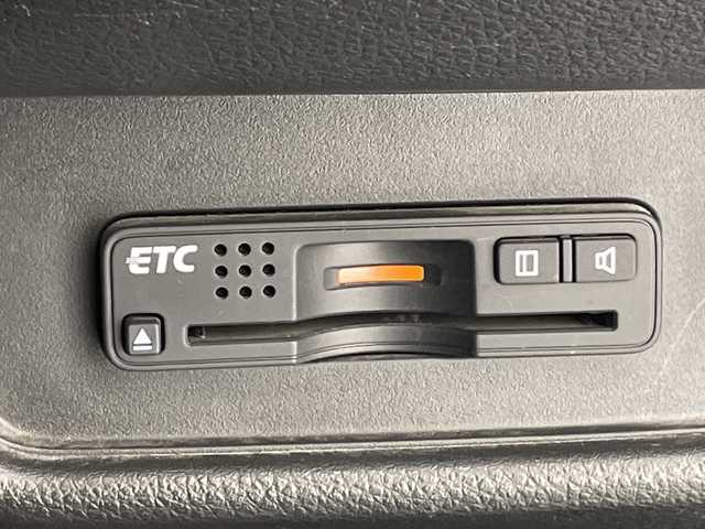 ホンダ オデッセイ アブソルート 20thアニバーサリー 愛知県 2015(平27)年 5.2万km ホワイトオーキッドパール ホンダセンシング/純正8型ナビ/フリップダウンモニター/両側パワースライドドア/レーダークルーズコントロール/バックカメラ/コーナーセンサー/純正アルミホイール/ＥＴＣ/LEDヘッドライト/パドルシフト/レーンキープアシスト/衝突軽減システム/フルセグ/CD DVD/Bluetooth/ステアリングスイッチ/スマートキー/プッシュスタート