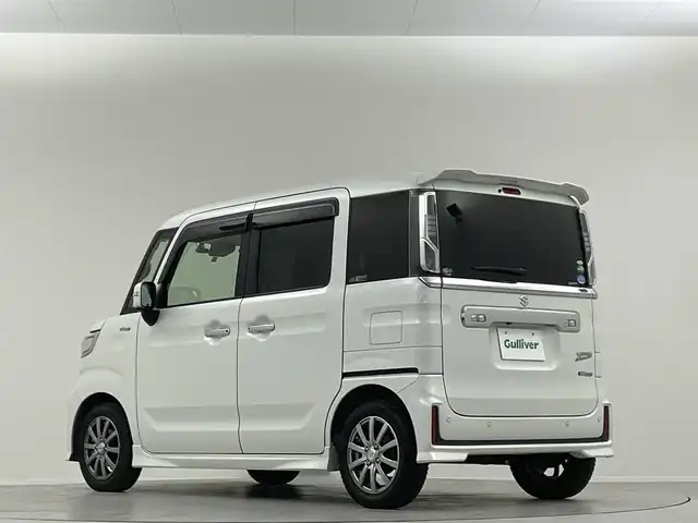 スズキ スペーシア カスタム HYBRID XS ターボ 埼玉県 2018(平30)年 5.6万km ピュアホワイトP 純正８インチナビ　全方位カメラ　両側パワースライドドア　ＬＥＤヘッドライト　ＬＥＤフォグ　シートヒーター　スマートキー　サーキュレーター　クルーズコントロール　コーナーセンサー　ドライブレコーダー/純正サマーAW車載