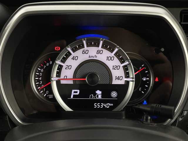 スズキ スペーシア カスタム HYBRID XS ターボ 埼玉県 2018(平30)年 5.6万km ピュアホワイトP 純正８インチナビ　全方位カメラ　両側パワースライドドア　ＬＥＤヘッドライト　ＬＥＤフォグ　シートヒーター　スマートキー　サーキュレーター　クルーズコントロール　コーナーセンサー　ドライブレコーダー/純正サマーAW車載