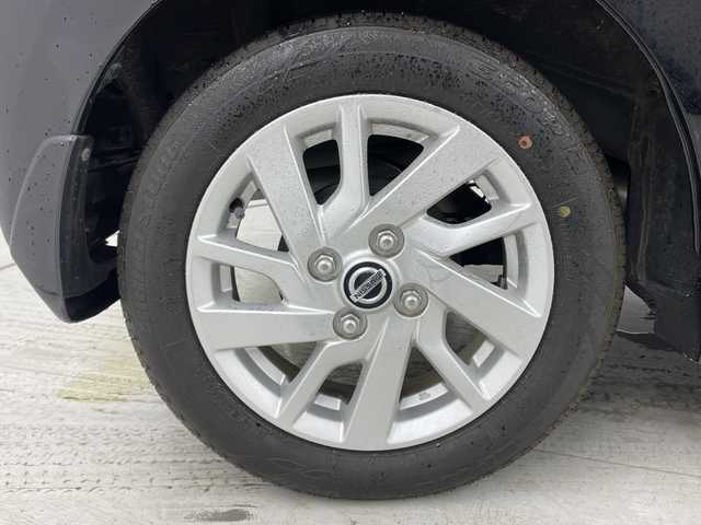 日産 デイズ ハイウェイスターX 茨城県 2022(令4)年 1.3万km ブラック 純正ナビ/(フルセグ/Bluetooth)/全方位カメラ/ドライブレコーダー/ＥＴＣ/本革巻きステアリング/純正LEDヘッドライト/フォグランプ/純正アルミホイール/車線逸脱防止支援システム/前方衝突予測警報/ふらつき警報/標識検知機能/先行車発進お知らせ/車線逸脱警報