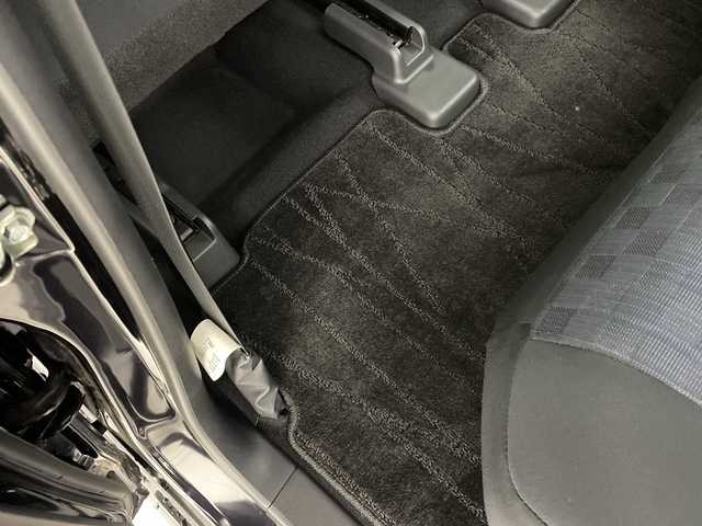 日産 デイズ ハイウェイスターX 茨城県 2022(令4)年 1.3万km ブラック 純正ナビ/(フルセグ/Bluetooth)/全方位カメラ/ドライブレコーダー/ＥＴＣ/本革巻きステアリング/純正LEDヘッドライト/フォグランプ/純正アルミホイール/車線逸脱防止支援システム/前方衝突予測警報/ふらつき警報/標識検知機能/先行車発進お知らせ/車線逸脱警報