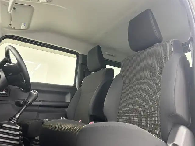 スズキ ジムニー XC 埼玉県 2021(令3)年 1.7万km ジャングルグリーン 純正８型ナビ　フルセグ　ＢＴ　ＤＶＤ　　クルーズコントロール　ＬＥＤヘッドライト　バックカメラ　ビルトインＥＴＣ　前席シートヒーター　オプショングリル　背面タイヤ　プッシュスタート　スペアキー