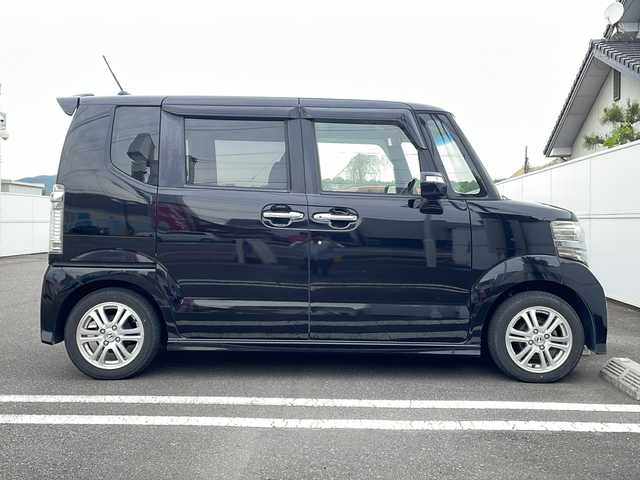 ホンダ Ｎ ＢＯＸ カスタム G Lパッケージ 岐阜県 2012(平24)年 11.8万km クリスタルブラックパール 純正HDDナビ /TV/バックカメラ/両側パワースライドドア/純正フロアマット/HIDヘッドライト/オートライト/ウインカーミラー/アームレスト/スマートキー/プッシュスタート/ドアバイザー/保証書/取扱説明書/スペアキー