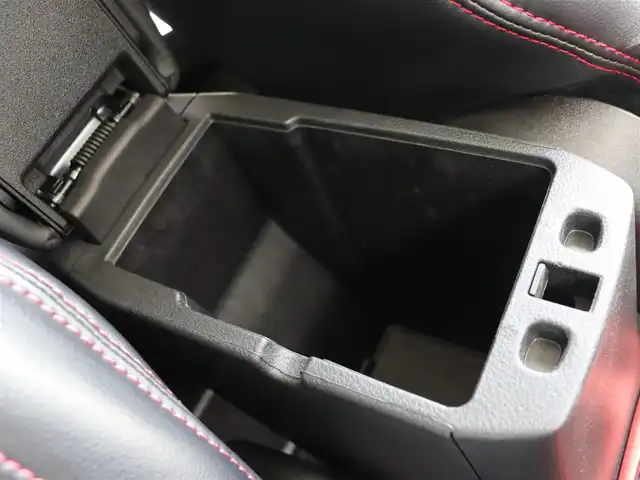 クライスラー・ジープ ジープ レネゲード 長野県 2020(令2)年 4.2万km 白 Ｄｏｔｔｙシートカバー　/ＵｃｏｎｎｅｃｔナビＴＶ　/Ｂカメラ　/ＣａｒＰｌａｙ　/クルーズコントロール　/Ｌａｎｅ／ＰａｒｋＳｅｎｓｅ　/ブラインドスポット　/パークセンサー　/セレクテインシステム　/スマートキー