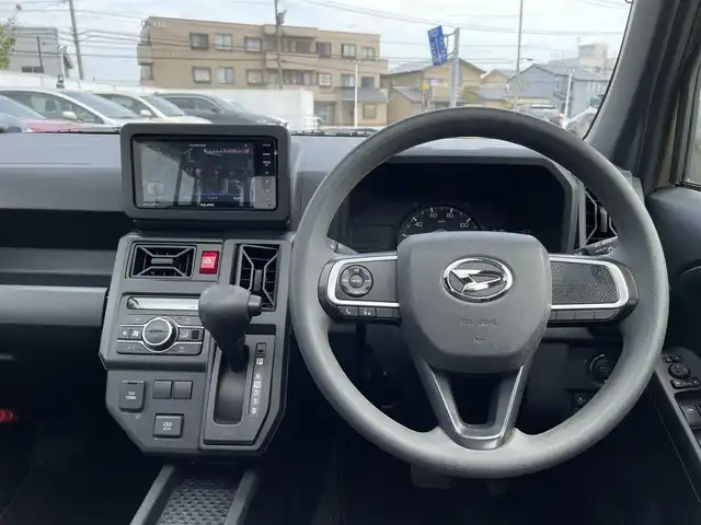 ダイハツ タフト X 石川県 2023(令5)年 2.5万km サンドベージュメタリック 社外メモリーナビ/フルセグTV/バックカメラ/ガラスルーフ/スマートキー/プッシュスタート/電動ミラー/ステアリングリモコン/社外アルミホイール/純正ホイール&スタッドレス/保証書