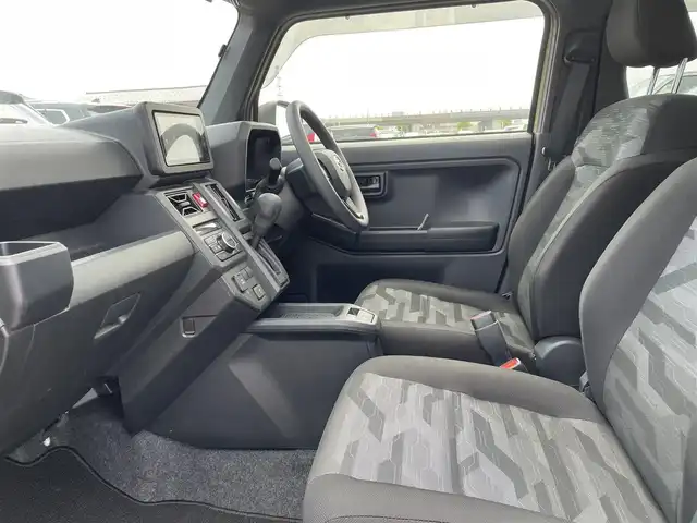 ダイハツ タフト X 石川県 2023(令5)年 2.5万km サンドベージュメタリック 社外メモリーナビ/フルセグTV/バックカメラ/ガラスルーフ/スマートキー/プッシュスタート/電動ミラー/ステアリングリモコン/社外アルミホイール/純正ホイール&スタッドレス/保証書