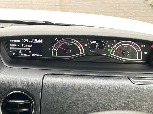 ホンダ Ｎ ＢＯＸ G L ターボ ホンダセンシング 千葉県 2020(令2)年 3.8万km プラチナホワイトパール ８インチナビVXU-207NBi　バックカメラ　レーダークルーズ　両側パワースライドドア　ＥＴＣ　レーンアシスト　シートヒーター　Ｂｔ　ドラレコ　フルセグ　１５インチＡＷ　ＬＥＤライト　オートライト