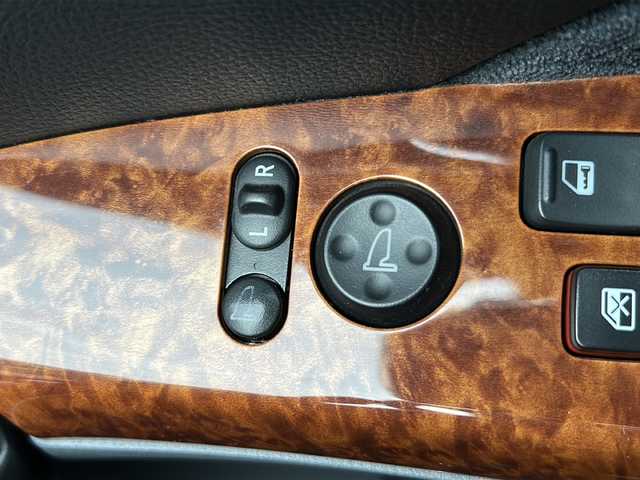 ホンダ オデッセイ アブソルートHDDナビスペシャル 大阪府 2008(平20)年 5.1万km アラバスターシルバーメタリック ワンオーナー/純正HDDナビ/・AM/FM/CD/DVD/・ワンセグテレビ/バックカメラ/ETC/コーナーセンサー/オートエアコン/リモコンキー/ステアリングリモコン/社外18インチアルミホイール/12V充電器/純正フロアマット/ドアバイザー/保証書/取扱説明書