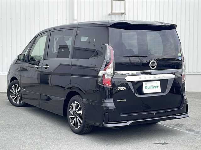日産 セレナ ハイウェイスター V 三重県 2021(令3)年 3.3万km ダイヤモンドブラック 純正１０型ナビ　フルセグＴＶ　プロパイロット　両側パワースライド　衝突軽減　レーンキープ　ＢＳＭ　バックカメラ　ドラレコ　ビルトインＥＴＣ　シートカバー　追従型クルーズコントロール　ＬＥＤライト　ステアリングリモコン　USBポート　アイドリングストップ　フォグランプ　電動格納ミラー　純正アルミ16インチ　スマートキー　プッシュスタート　オートライト　Wエアバック　ABS　横滑り防止装置　