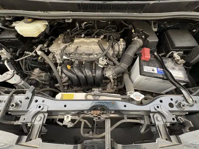 トヨタ ヴォクシー ZS 岩手県 2014(平26)年 4.1万km ブラッキッシュアゲハガラスフレーク 禁煙車/フリップダウンモニター/両側パワースライドドア/2列目サンシェード/純正ナビ/→フルセグTV/Bluetooth/CD/DVD/FM/AM/ステアリングスイッチ/オートライト/LEDヘッドライト/フォグライト/横滑り防止装置/〇プッシュスタート/〇電動格納ミラー/〇ウィンカーミラー/〇全席オートパワーウィンドウ/〇フロアマット/〇シガーソケット/〇スマートキー/ビルトインETC