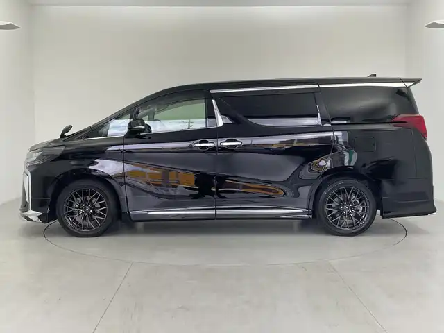 トヨタ アルファード S Cパッケージ 愛知県 2021(令3)年 2.4万km ブラック モデリスタフルエアロ/純正ナビ/・Bluetooth/・フルセグテレビ/バックカメラ/両側パワースライドドア/衝突軽減ブレーキ/レーンキープアシスト/オートマチックハイビーム/パワーシート/ステアリングヒーター/シートヒーター/ベンチレーション/デジタルインナーミラー/前後コーナーセンサー/レーダークルーズコントロール/前後ドライブレコーダー/ビルトインETC/LEDヘッドライト